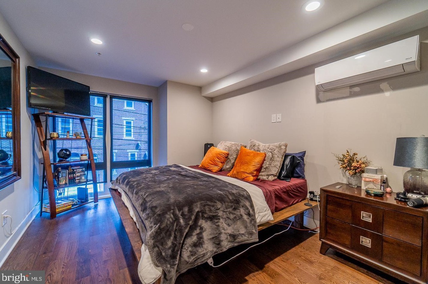 1250 25th St, Philadelphia PA 19121-4823 exterior