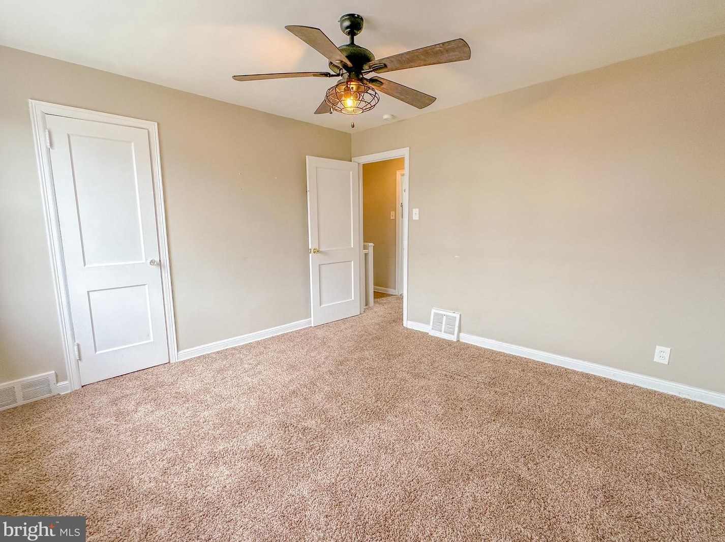 3942 Claridge St, Philadelphia PA  19124-5502 exterior