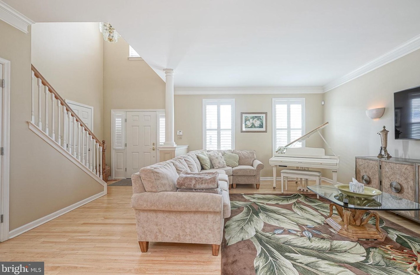 3513 Tuscany Dr, Philadelphia PA 19145-5742 exterior