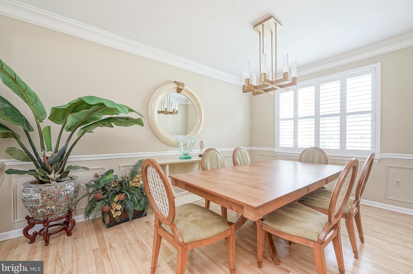 3513 Tuscany Dr, Philadelphia PA 19145-5742 exterior