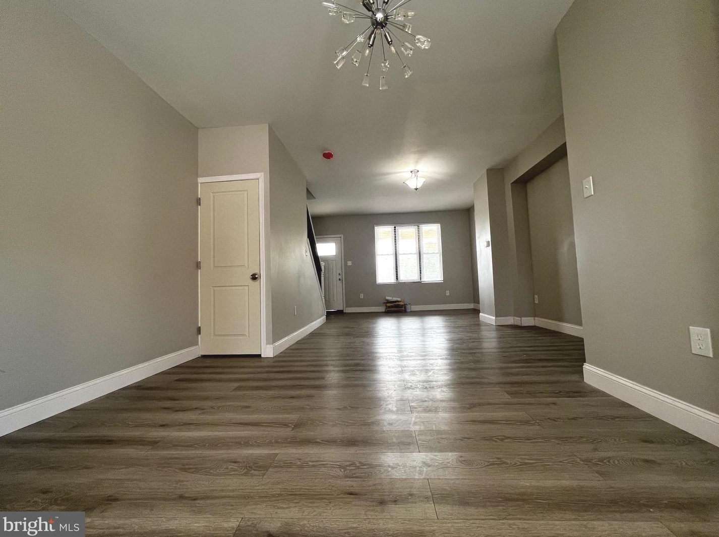 2913 Sedgley Ave, Philadelphia PA  19121-1829 exterior