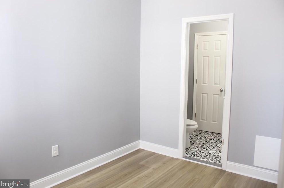 3320 Park Ave, Philadelphia PA  19140-5219 exterior