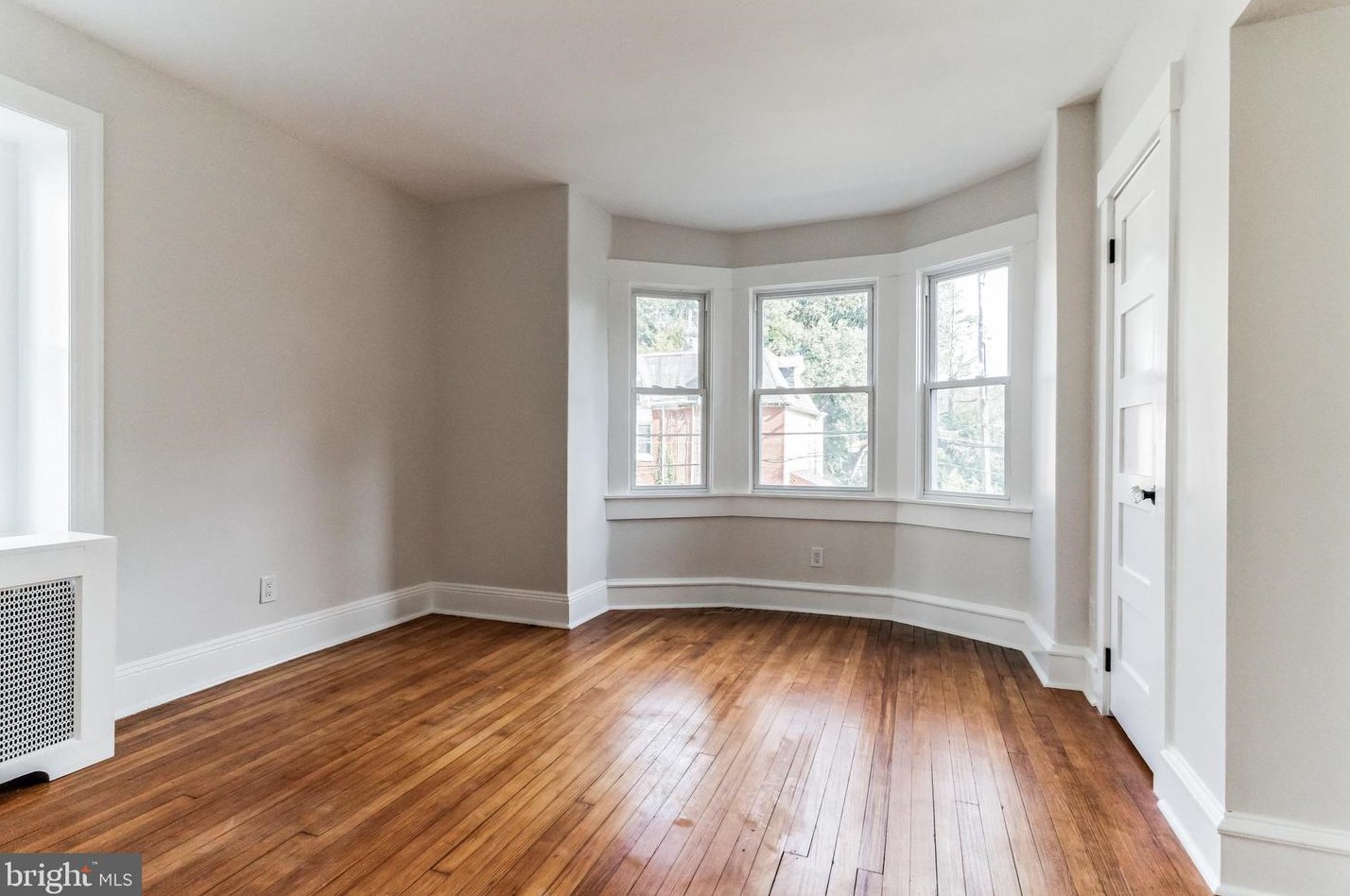 49 Westview St, Philadelphia PA  19119-2629 exterior