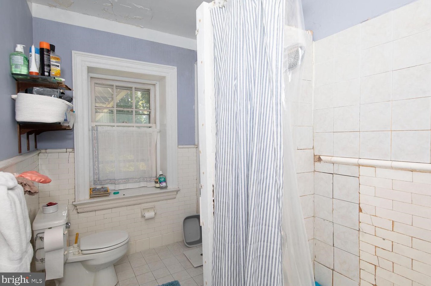 3815 Stokley St, Philadelphia PA  19129-1140 exterior