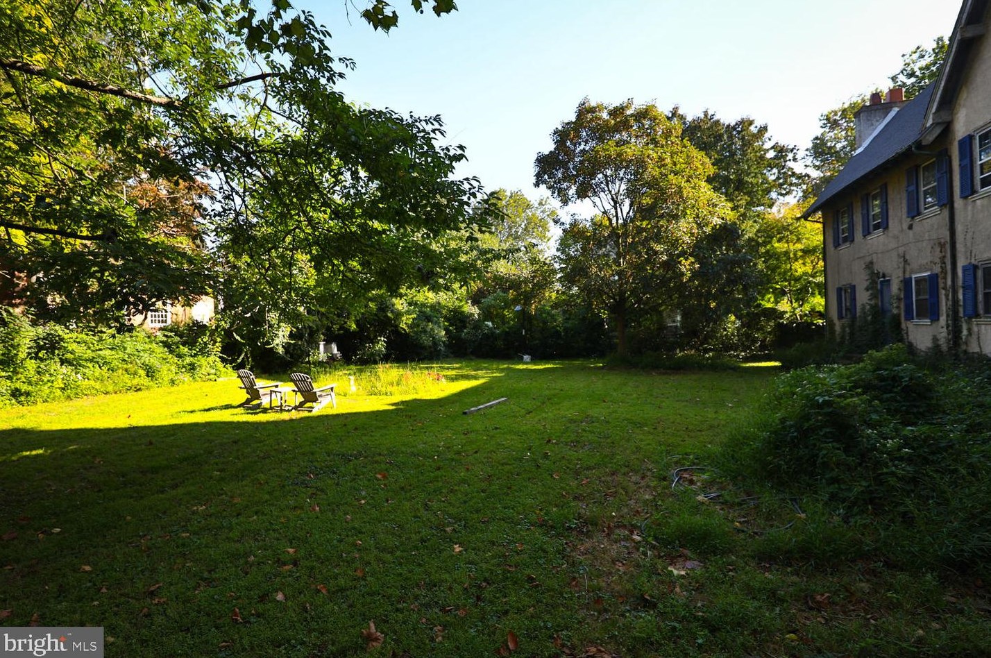 3815 Stokley St, Philadelphia PA  19129-1140 exterior