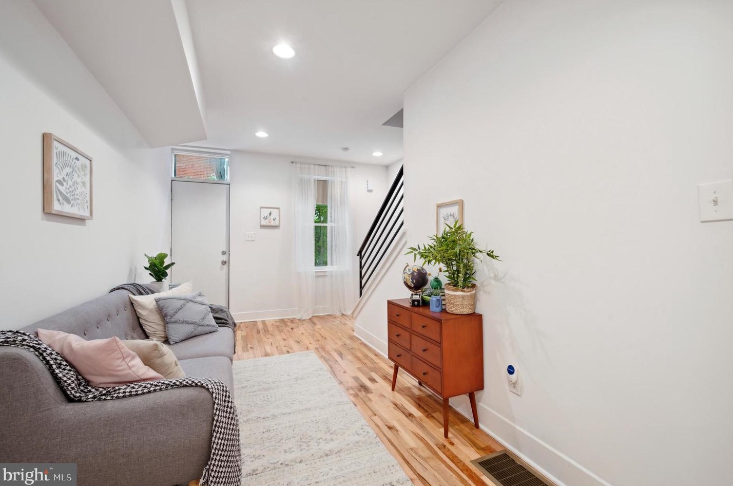 2143 Harold St, Philadelphia PA  19125-1413 exterior