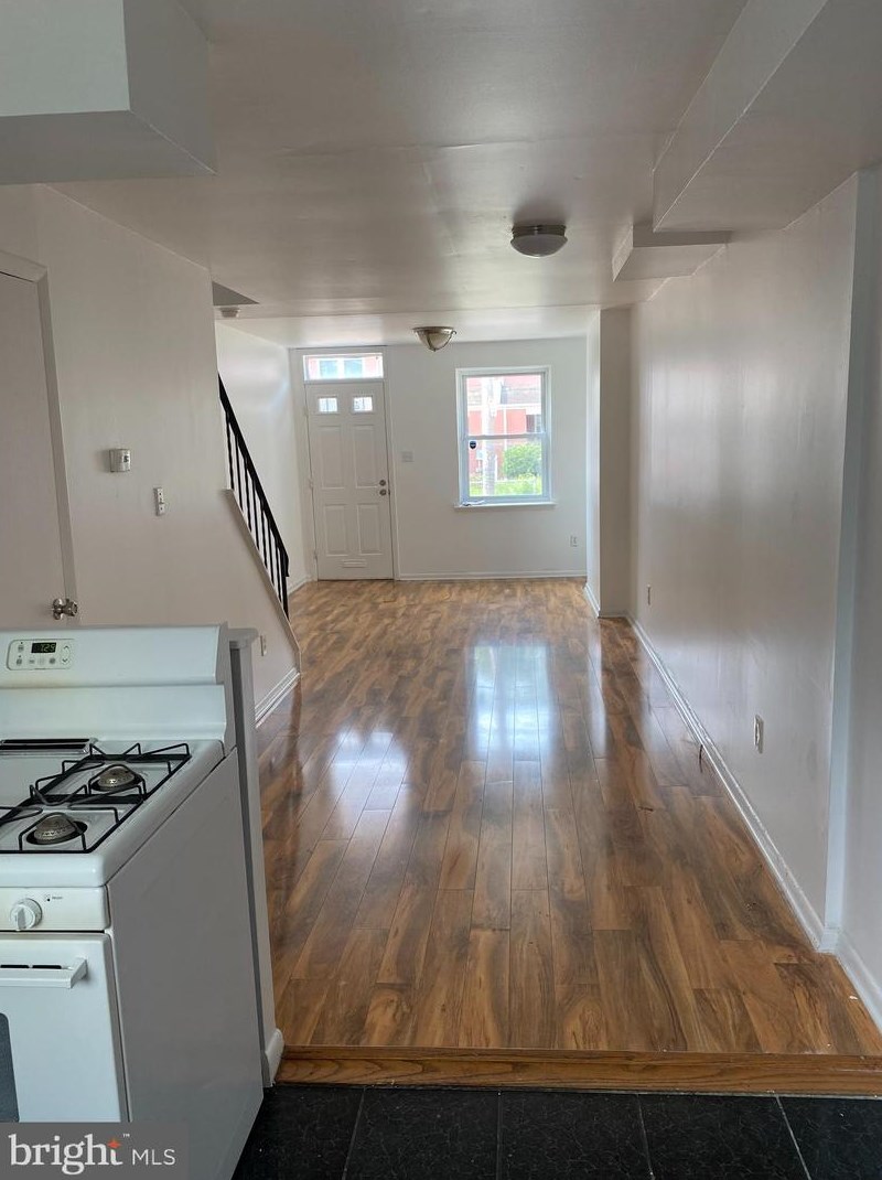 1523 Thompson St, Philadelphia PA  19121-5115 exterior