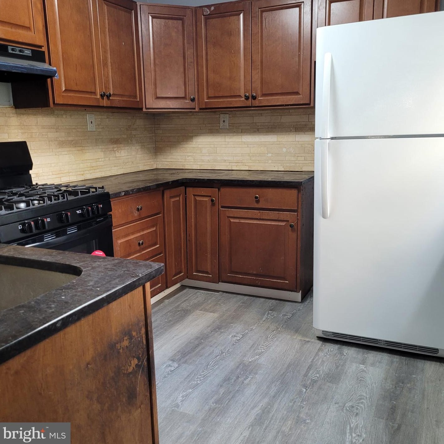 2060 Franklin St, Philadelphia PA  19122-1308 exterior