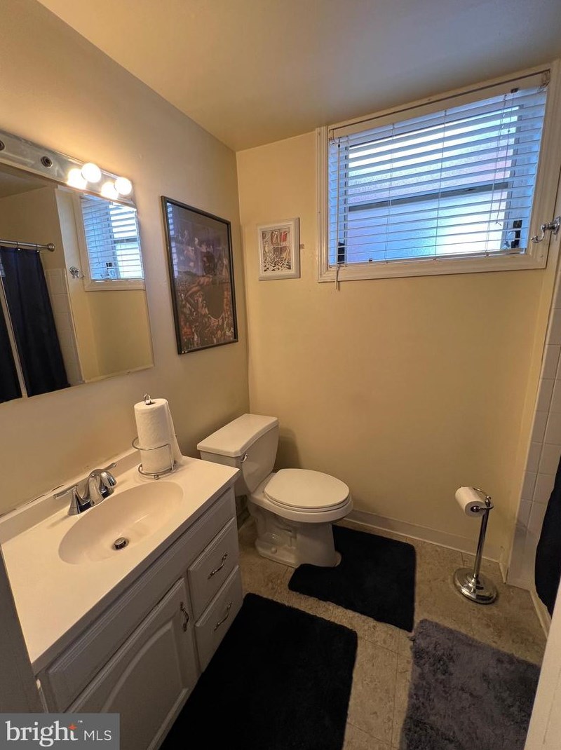 5621 Musgrave St, Philadelphia PA  19119-2215 exterior