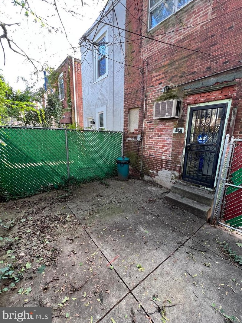 5621 Musgrave St, Philadelphia PA  19119-2215 exterior