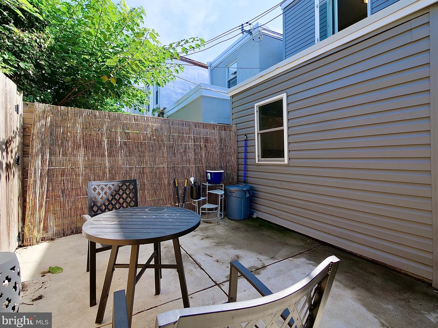 2219 Sears St, Philadelphia PA  19146-4226 exterior