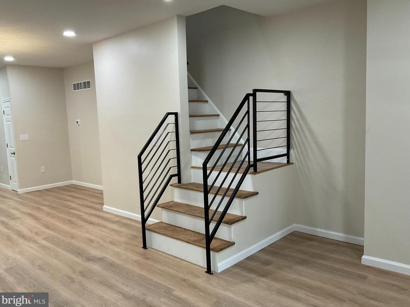 5051 Haverford Ave, Philadelphia PA 19104-1823 exterior