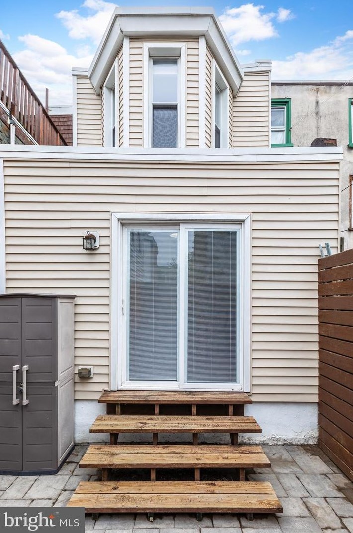 2221 Susquehanna Ave, Philadelphia PA 19121-0013 exterior