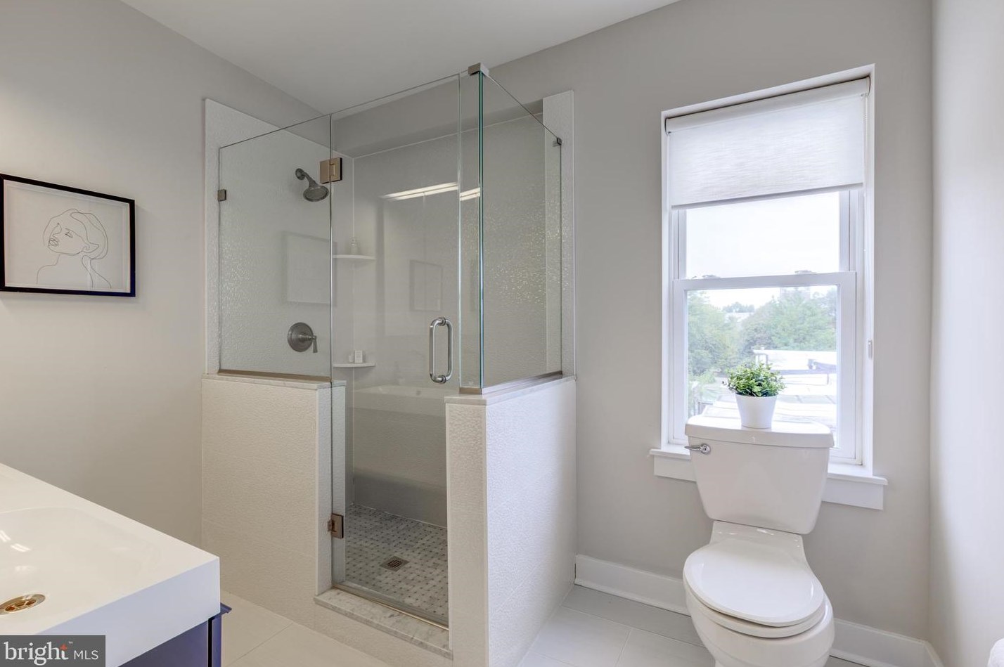 2221 Susquehanna Ave, Philadelphia PA 19121-0013 exterior