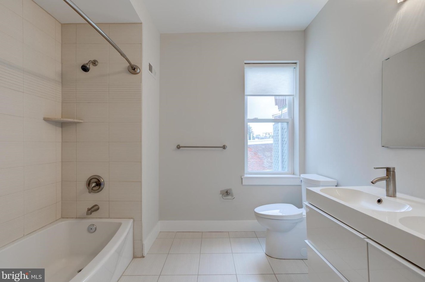 2221 Susquehanna Ave, Philadelphia PA 19121-0013 exterior