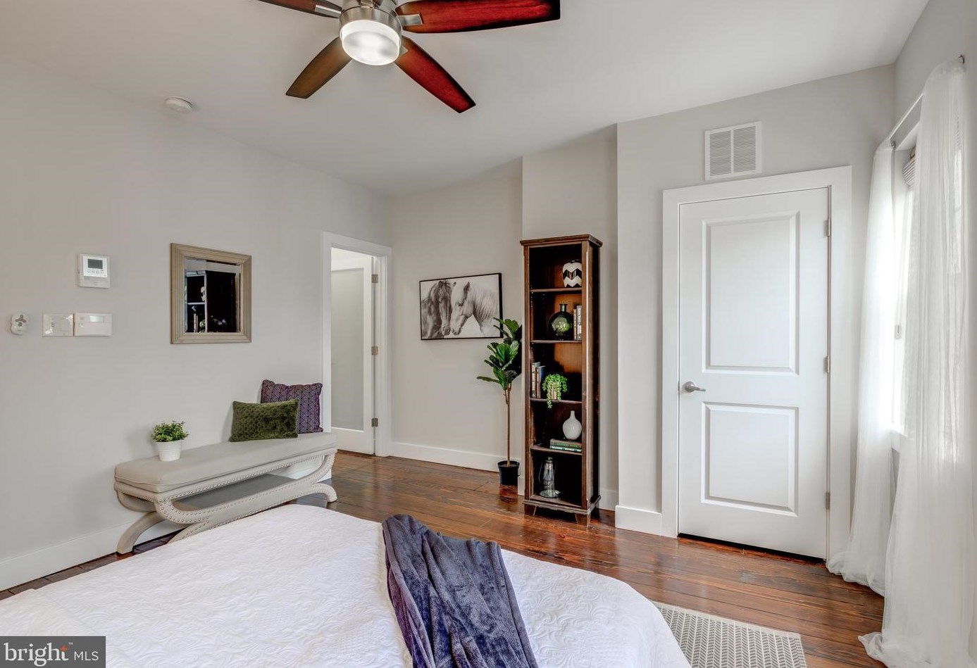 2221 Susquehanna Ave, Philadelphia PA 19121-0013 exterior