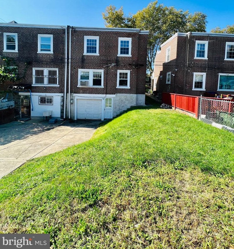 3233 Brighton St, Philadelphia PA  19149-2004 exterior