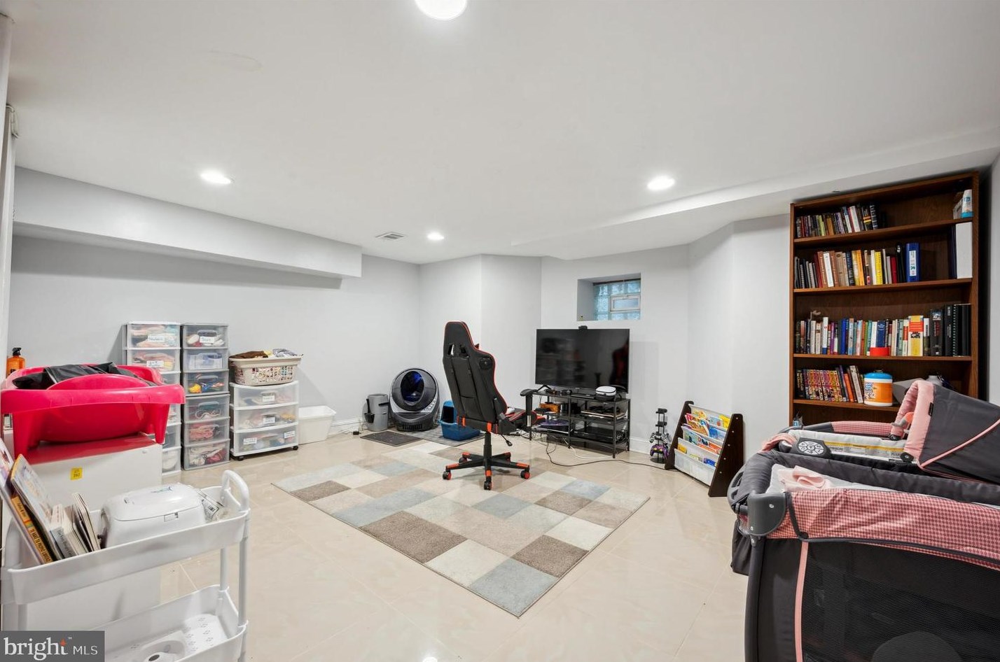 1613 Cardeza St, Philadelphia PA 19150-3308 exterior