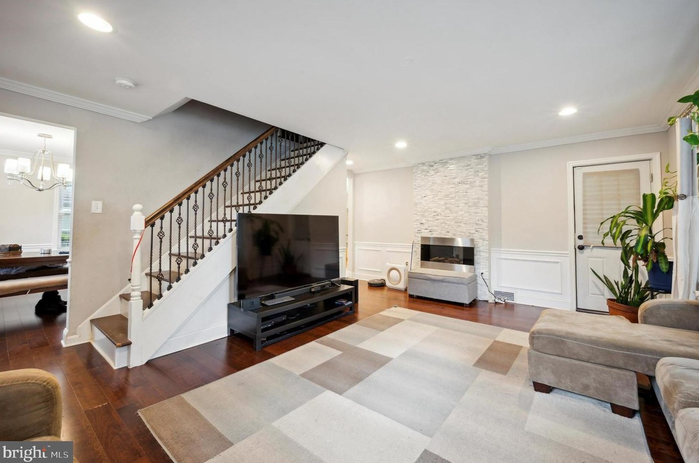 1613 Cardeza St, Philadelphia PA 19150-3308 exterior