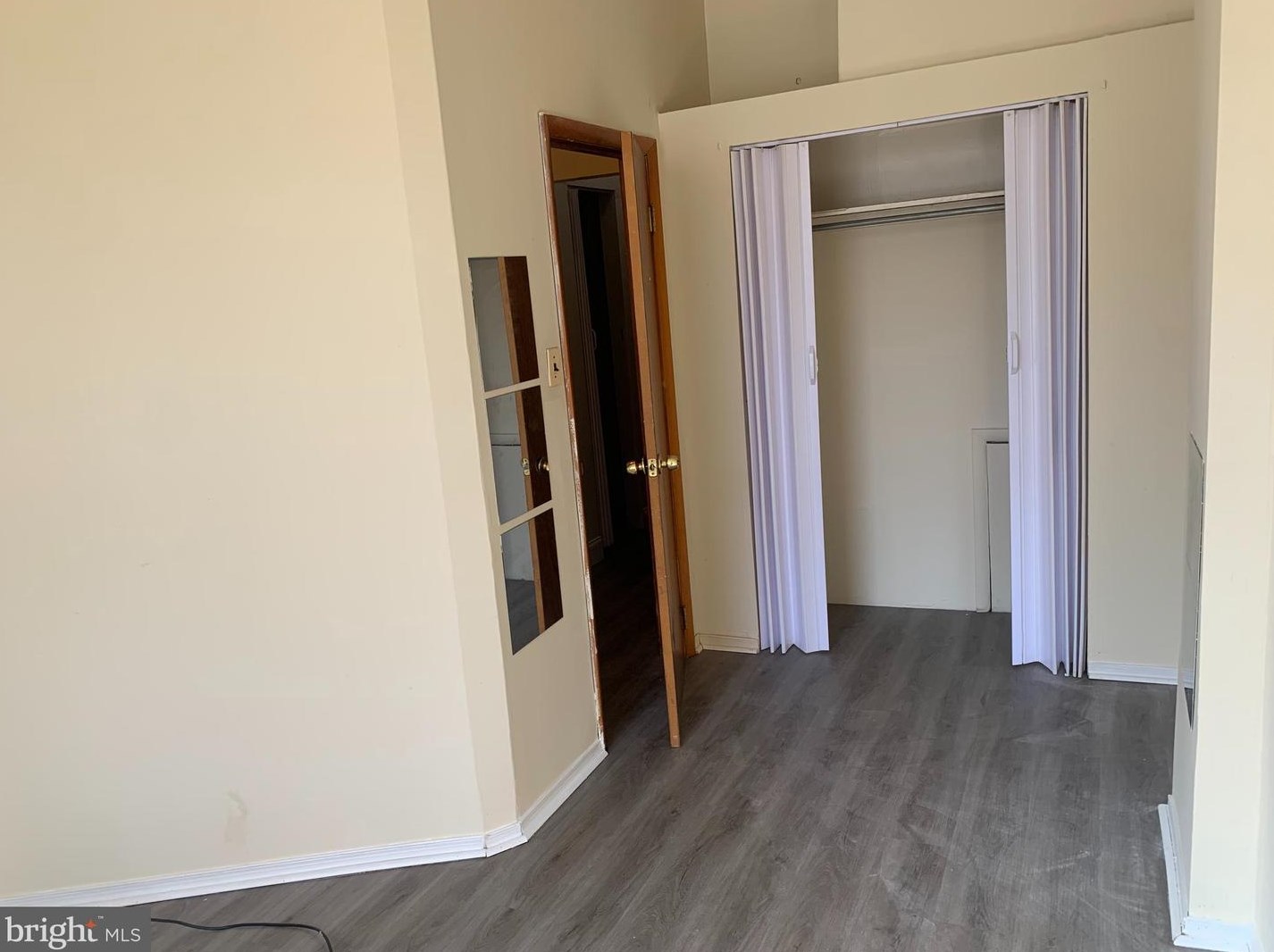 2442 33 St, Philadelphia PA 19132-2805 exterior