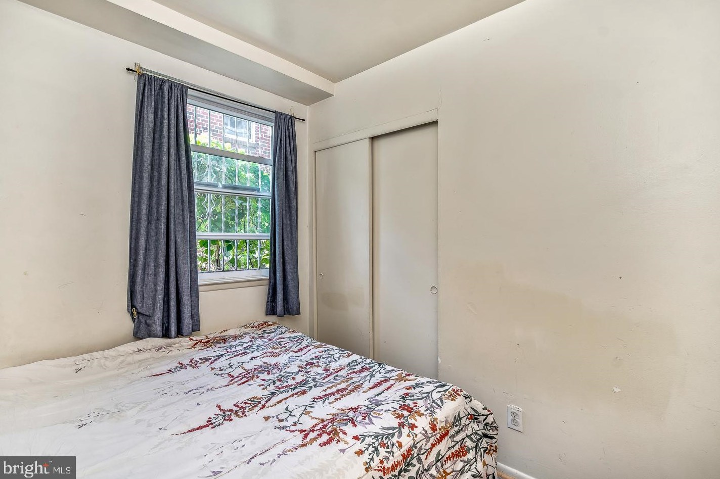 7720 Summerdale Ave, Philadelphia PA 19111-3548 exterior