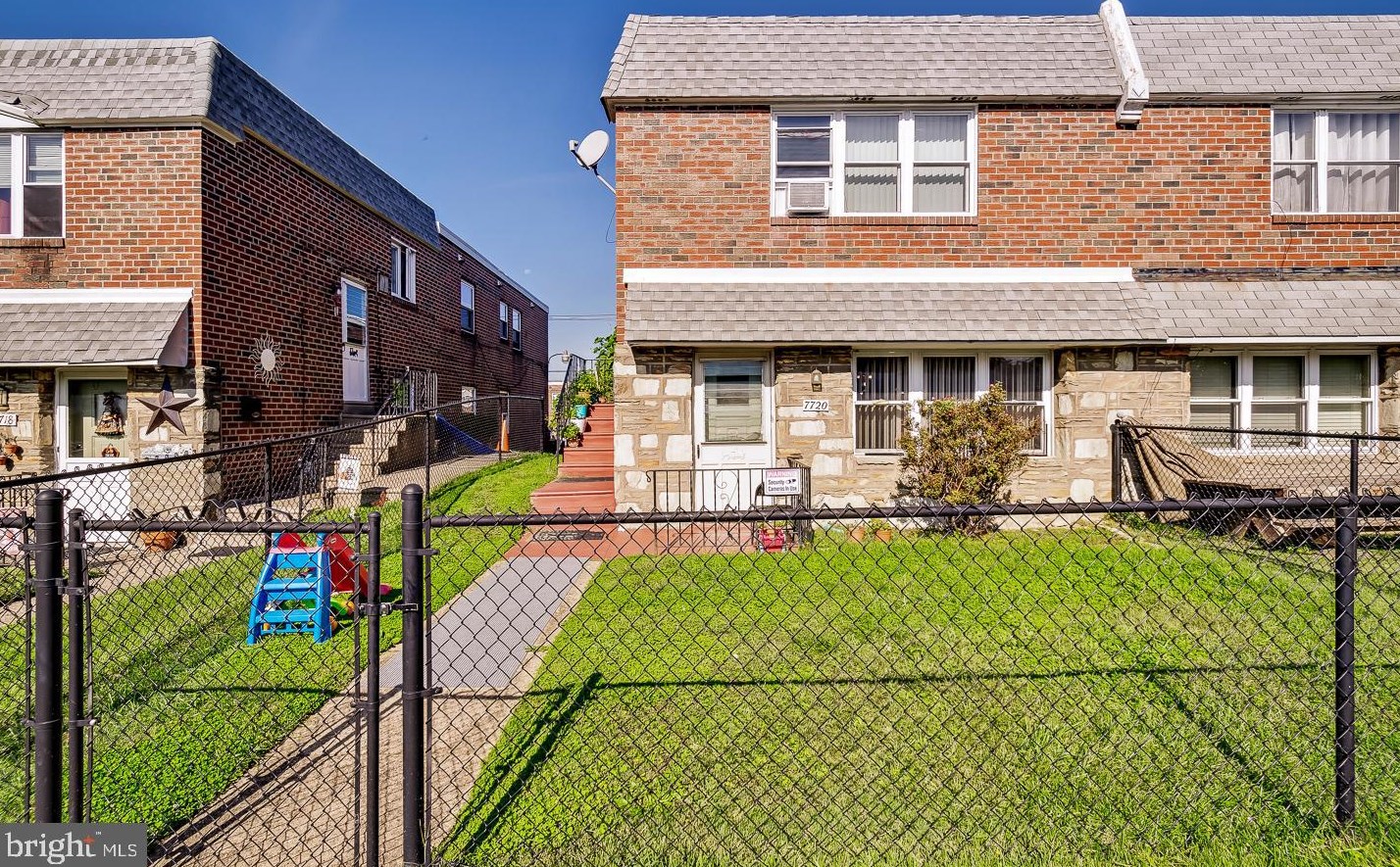 7720 Summerdale Ave, Philadelphia PA 19111-3548 exterior