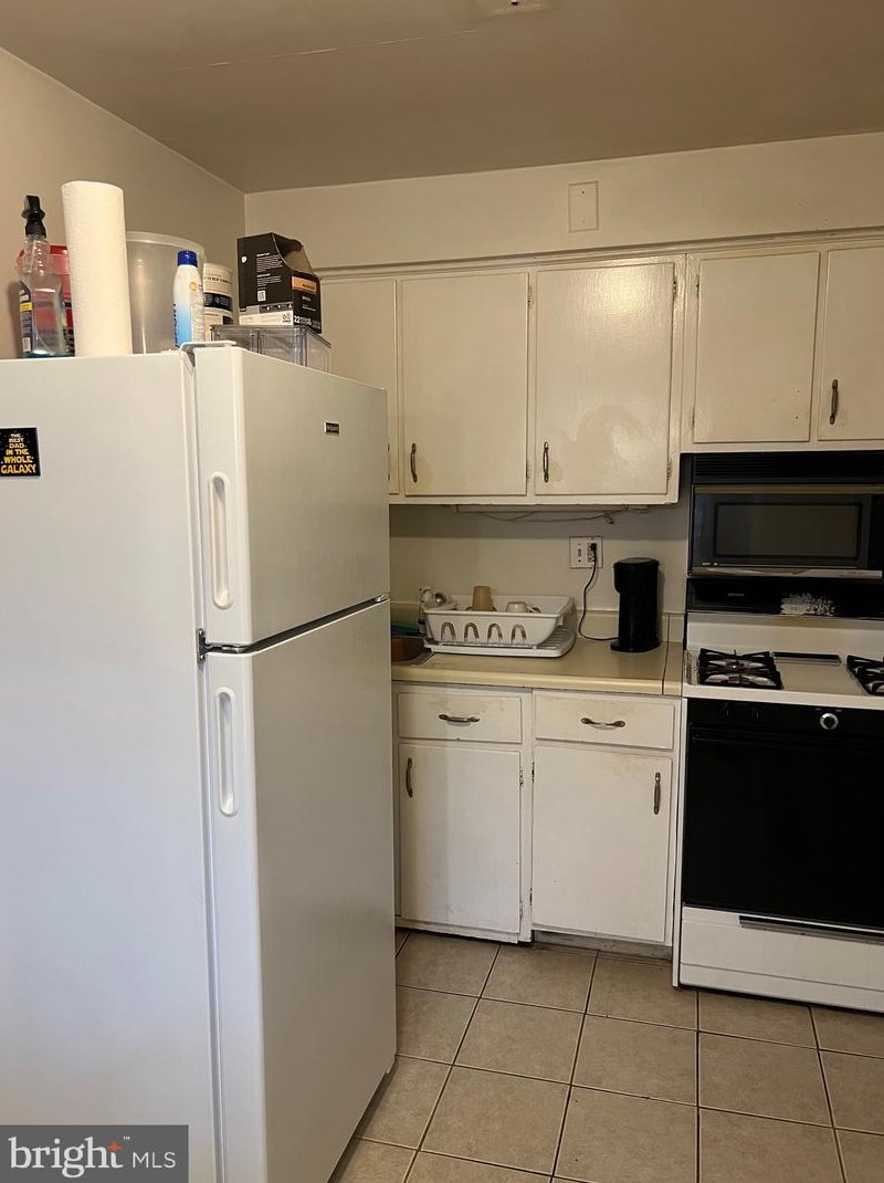 3015 Tyson Ave, Philadelphia PA 19149-2013 exterior