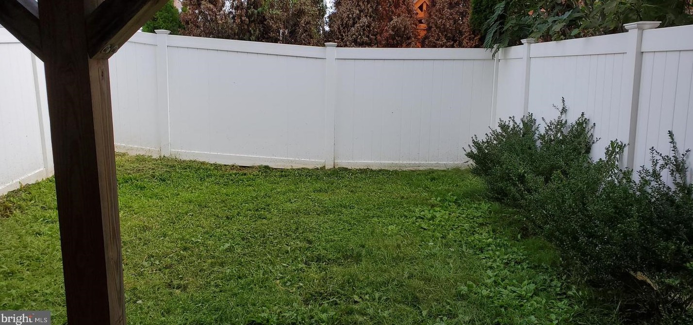 3645 Newberry Rd, Philadelphia PA 19154-1611 exterior