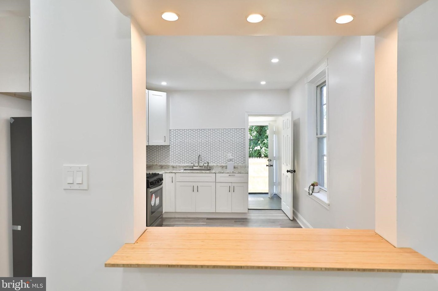 6408 Lambert St, Philadelphia PA  19138-3020 exterior