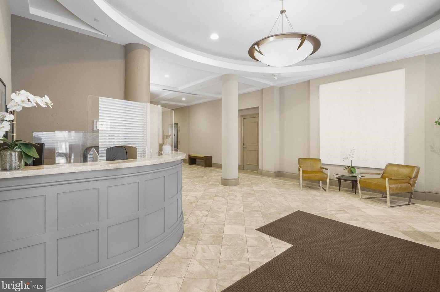 121 Walnut St, Philadelphia PA  19106-3073 exterior