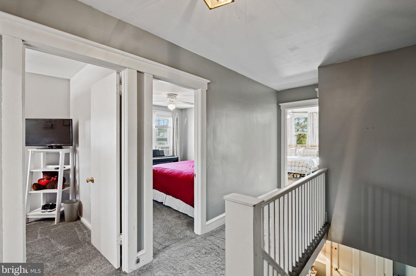 438 Flamingo St, Philadelphia PA  19128-4121 exterior