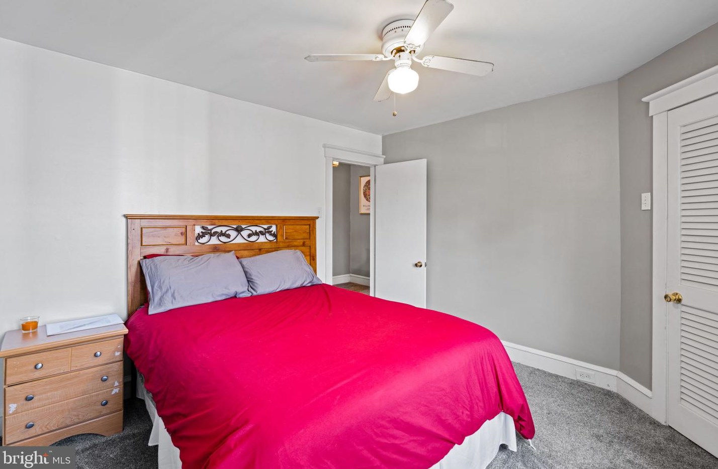 438 Flamingo St, Philadelphia PA  19128-4121 exterior