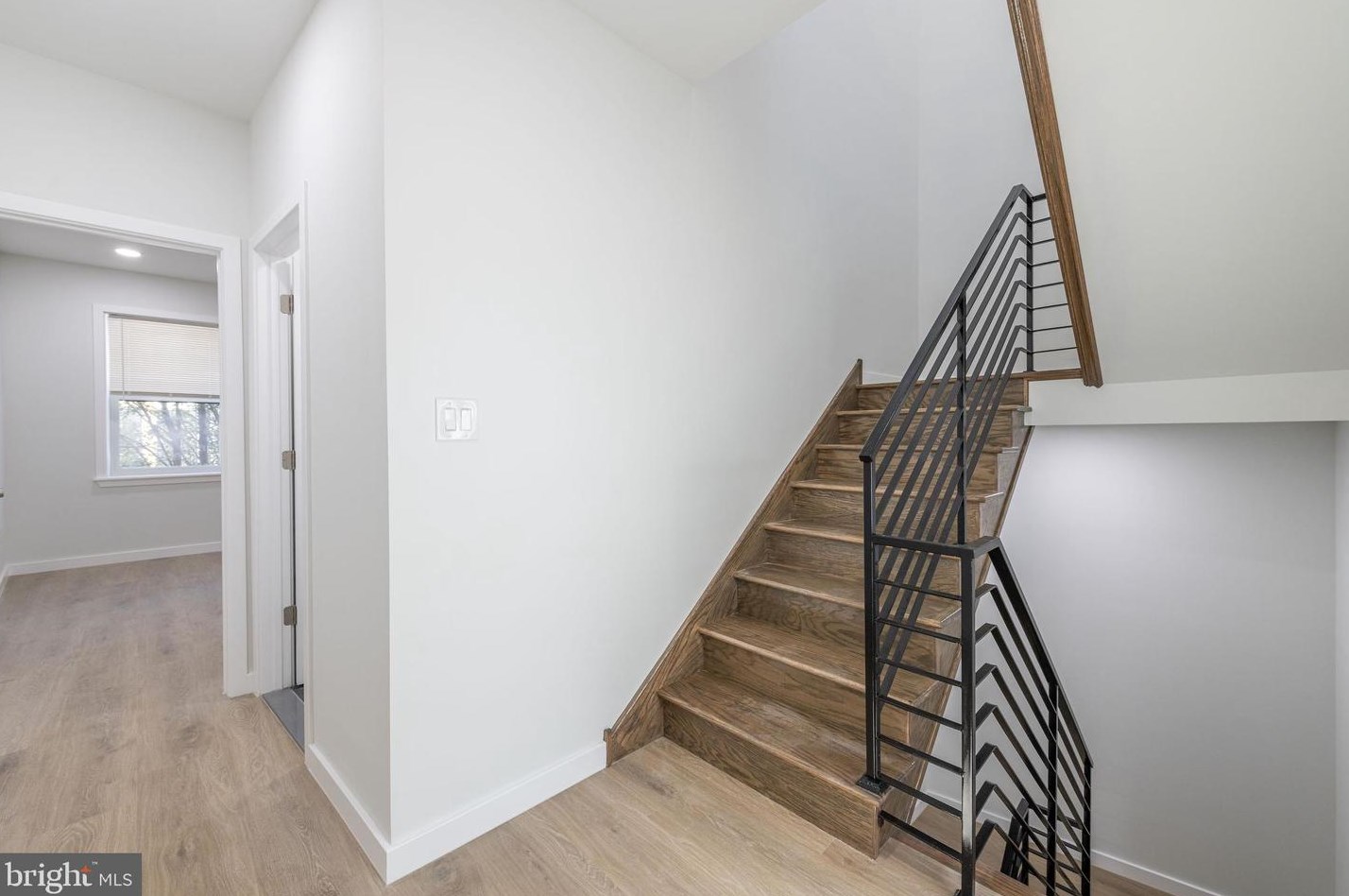 106 Ellsworth St, Philadelphia PA  19147-5408 exterior