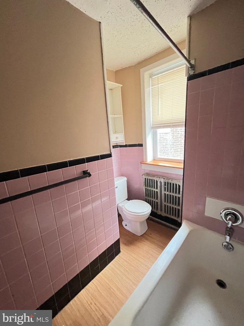 424 Delmar St, Philadelphia PA 19128-4501 exterior