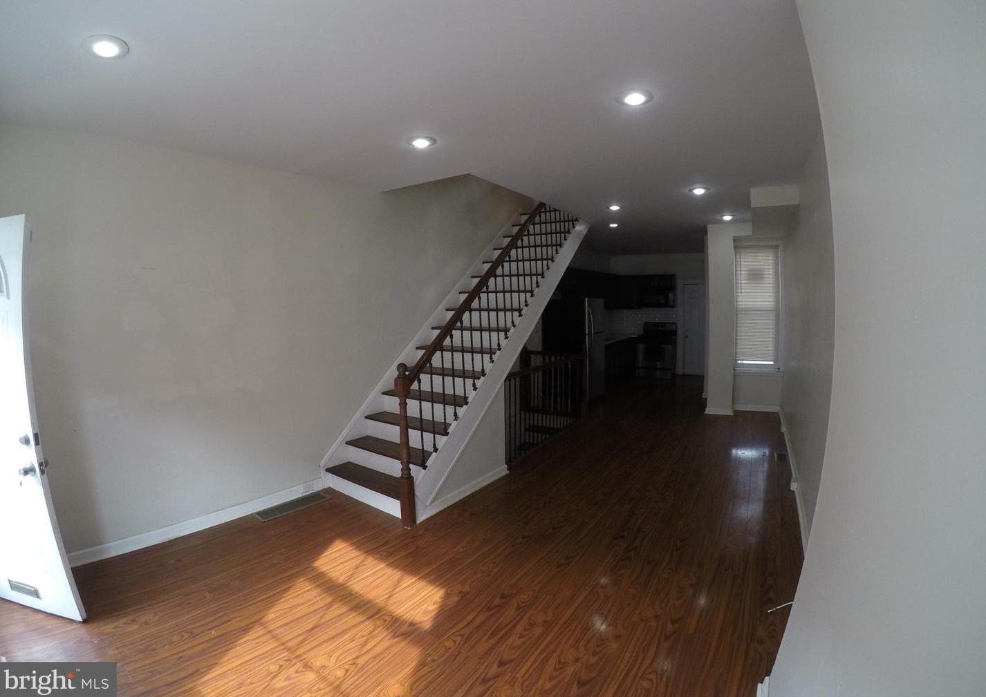 2833 Lee St, Philadelphia PA  19134-3305 exterior