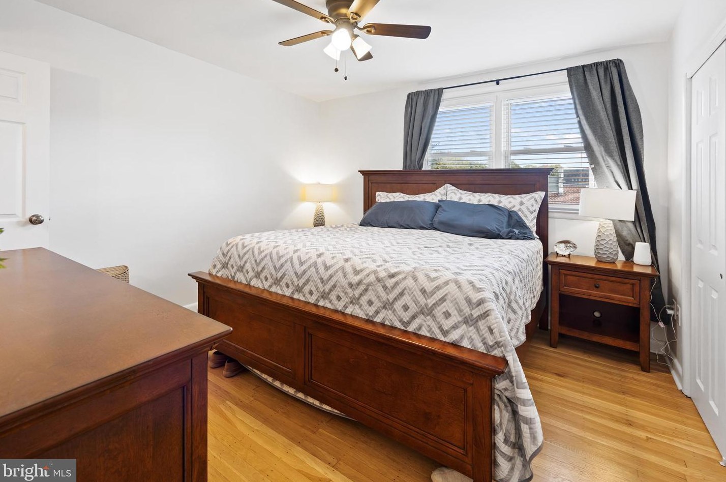 5967 Jannette St, Philadelphia PA  19128-1616 exterior