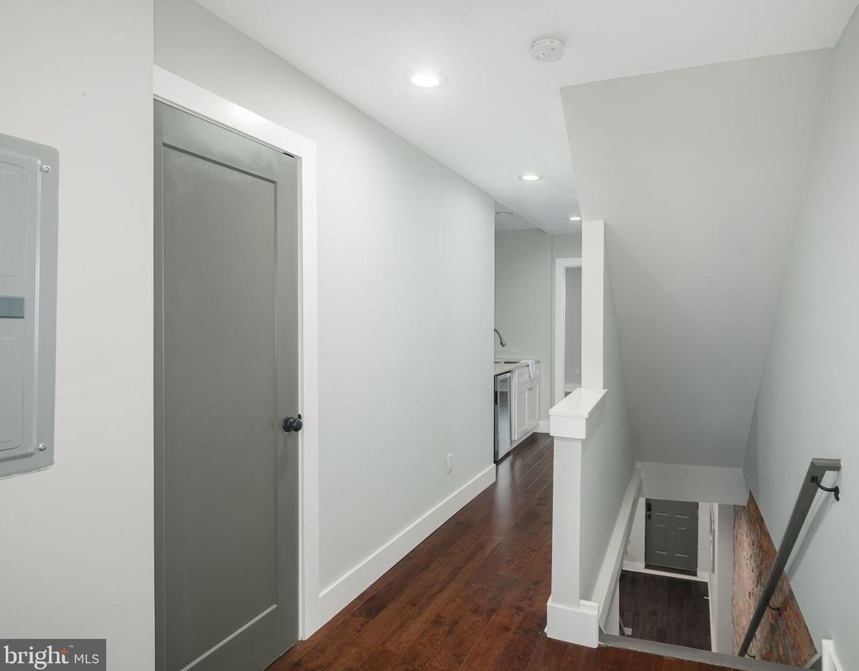 3142 Clifford St, Philadelphia PA  19121-2517 exterior