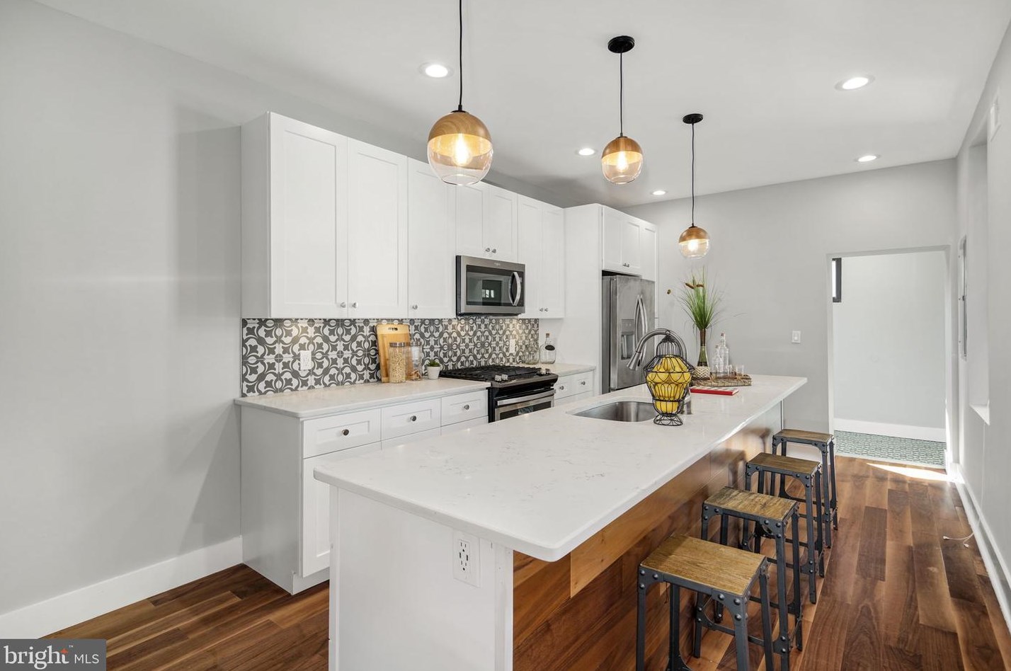 3142 Clifford St, Philadelphia PA  19121-2517 exterior