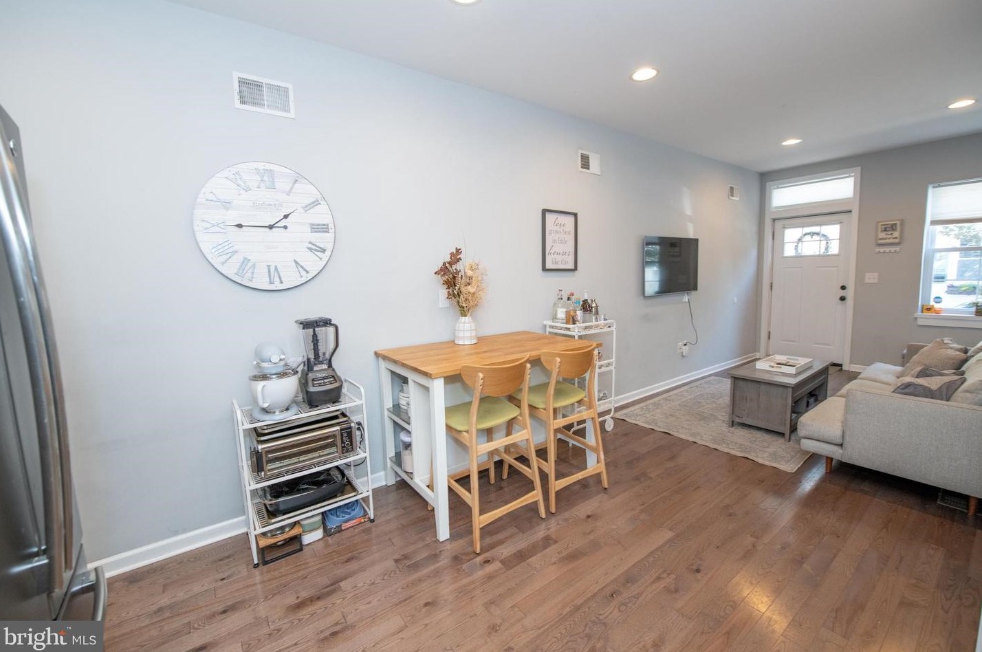 2216 Boston St, Philadelphia PA 19125-2102 exterior