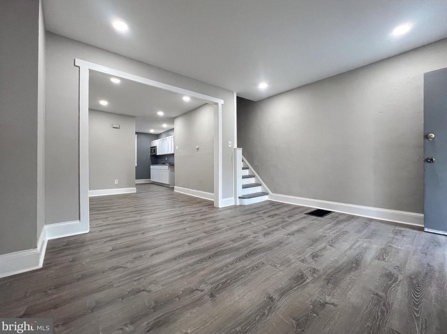 2008 Laveer St, Philadelphia PA  19138-3038 exterior