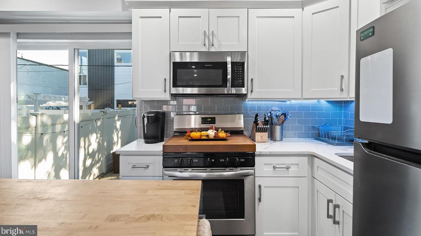 840 Moyer St, Philadelphia PA  19125-3526 exterior