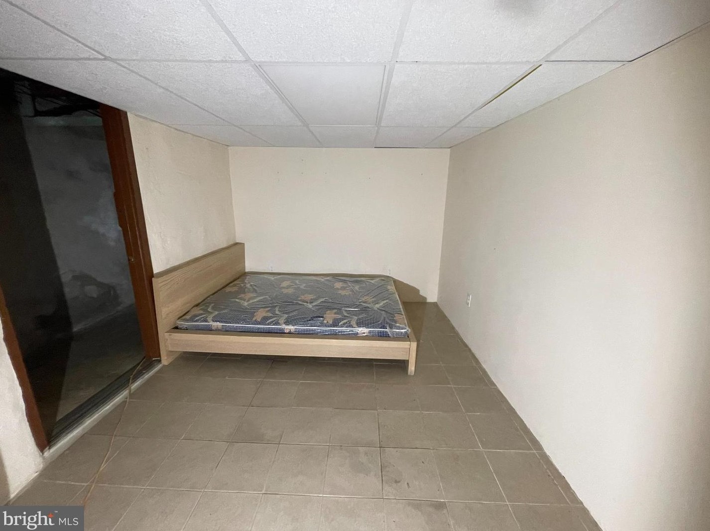 648 Sanger St, Philadelphia PA  19120-1721 exterior