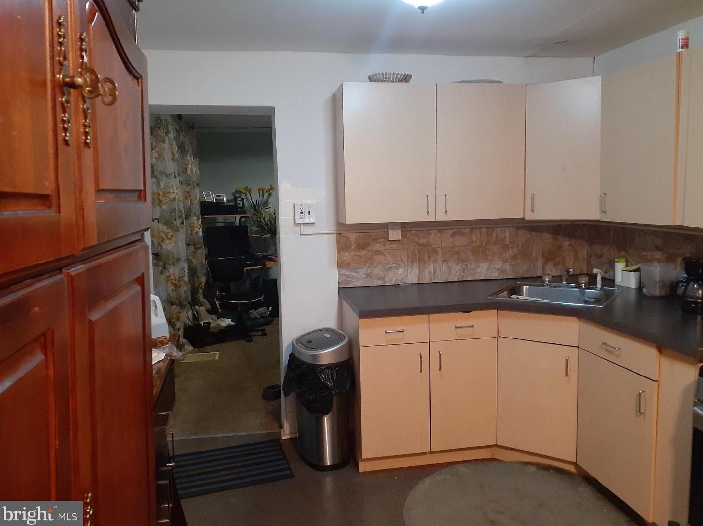 3523 7th St, Philadelphia PA 19140-4401 exterior