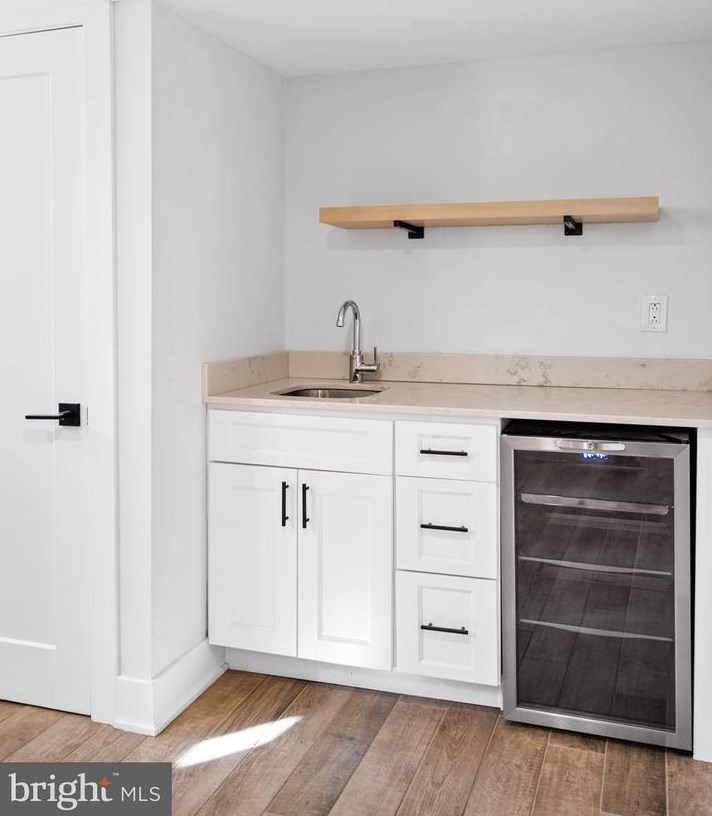 850 Taylor St, Philadelphia PA 19130-1945 exterior