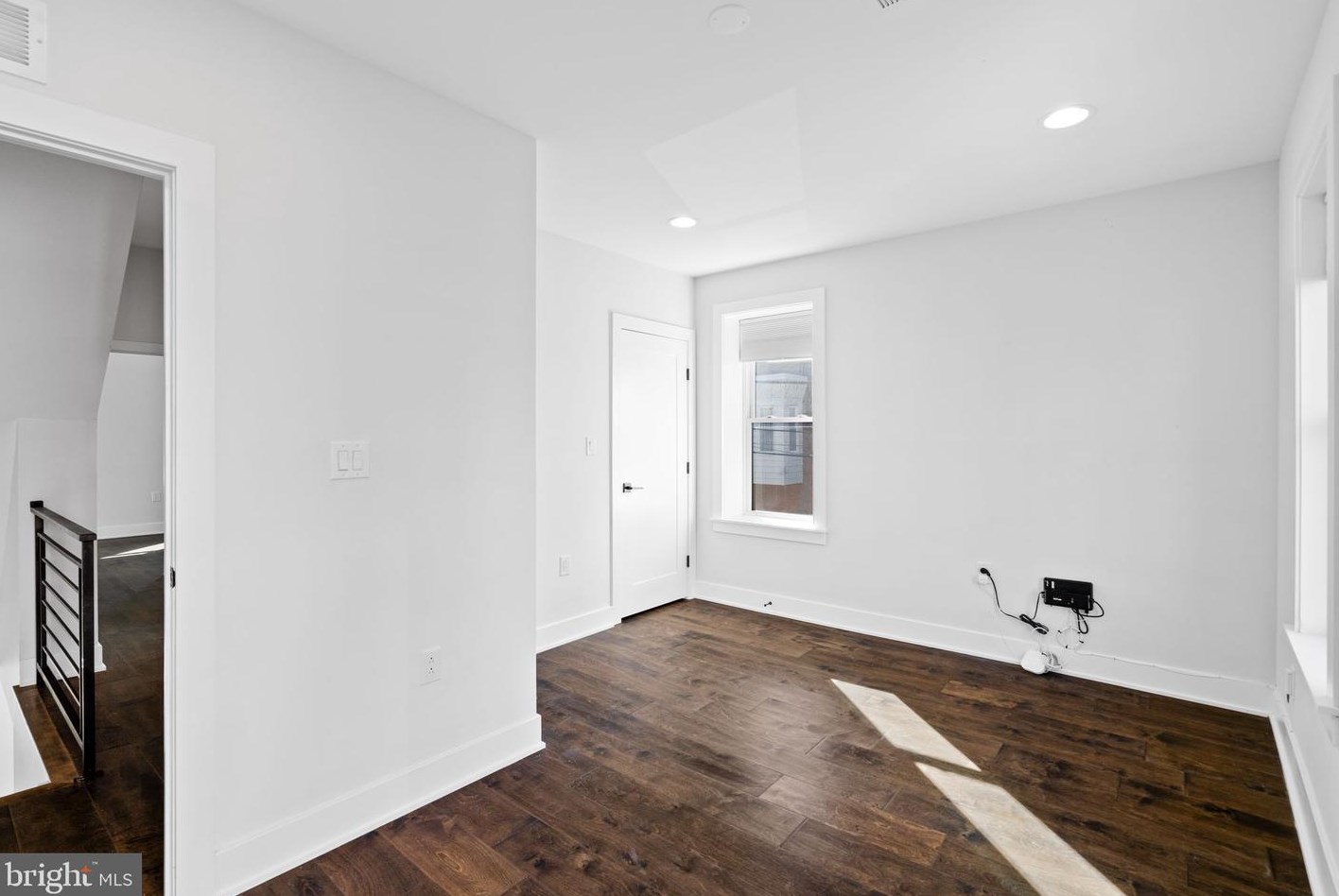 850 Taylor St, Philadelphia PA 19130-1945 exterior