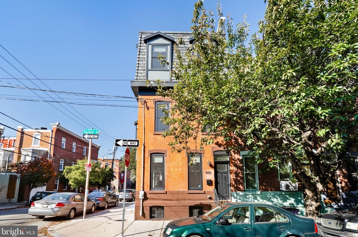 850 Taylor St, Philadelphia PA 19130-1945 exterior