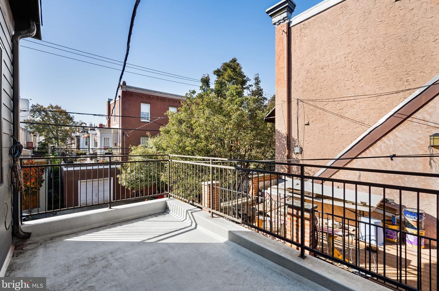 850 Taylor St, Philadelphia PA 19130-1945 exterior