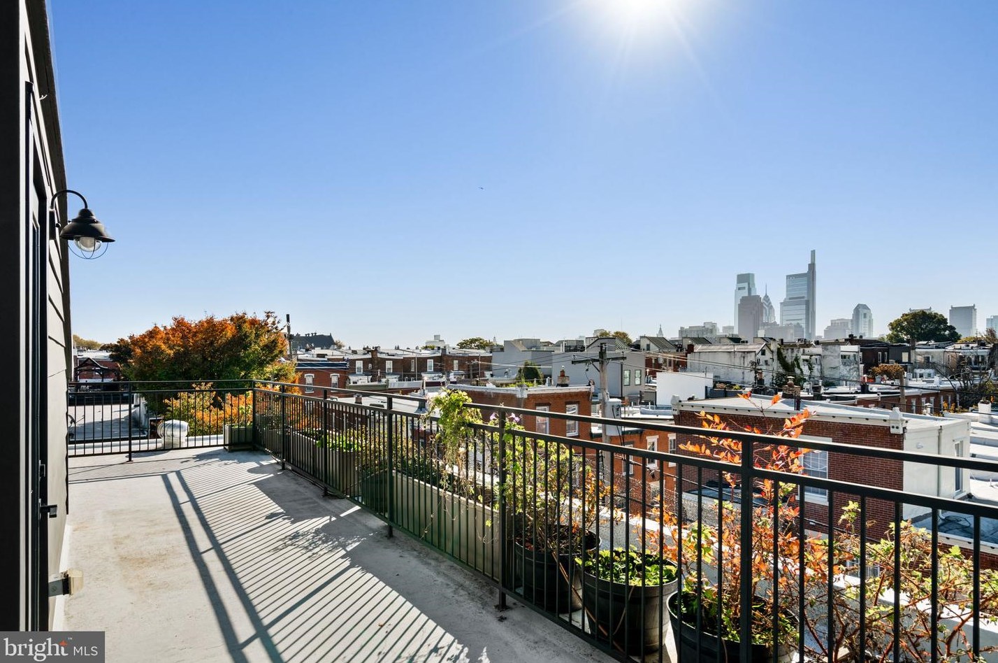 850 Taylor St, Philadelphia PA 19130-1945 exterior