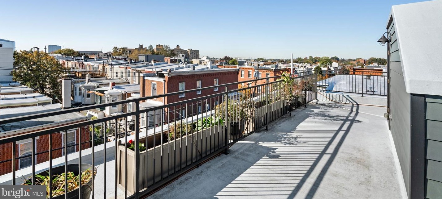 850 Taylor St, Philadelphia PA 19130-1945 exterior