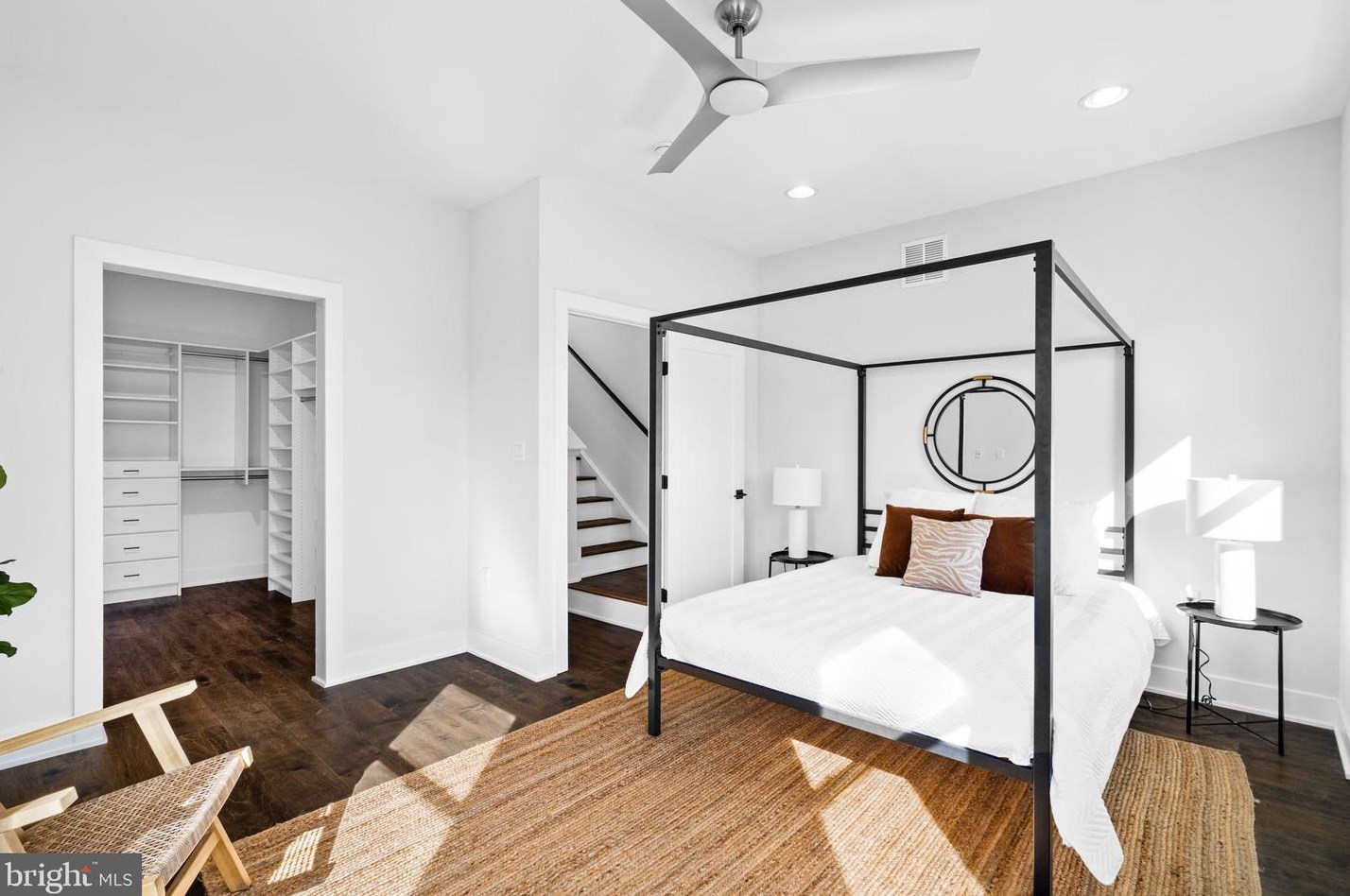 850 Taylor St, Philadelphia PA 19130-1945 exterior